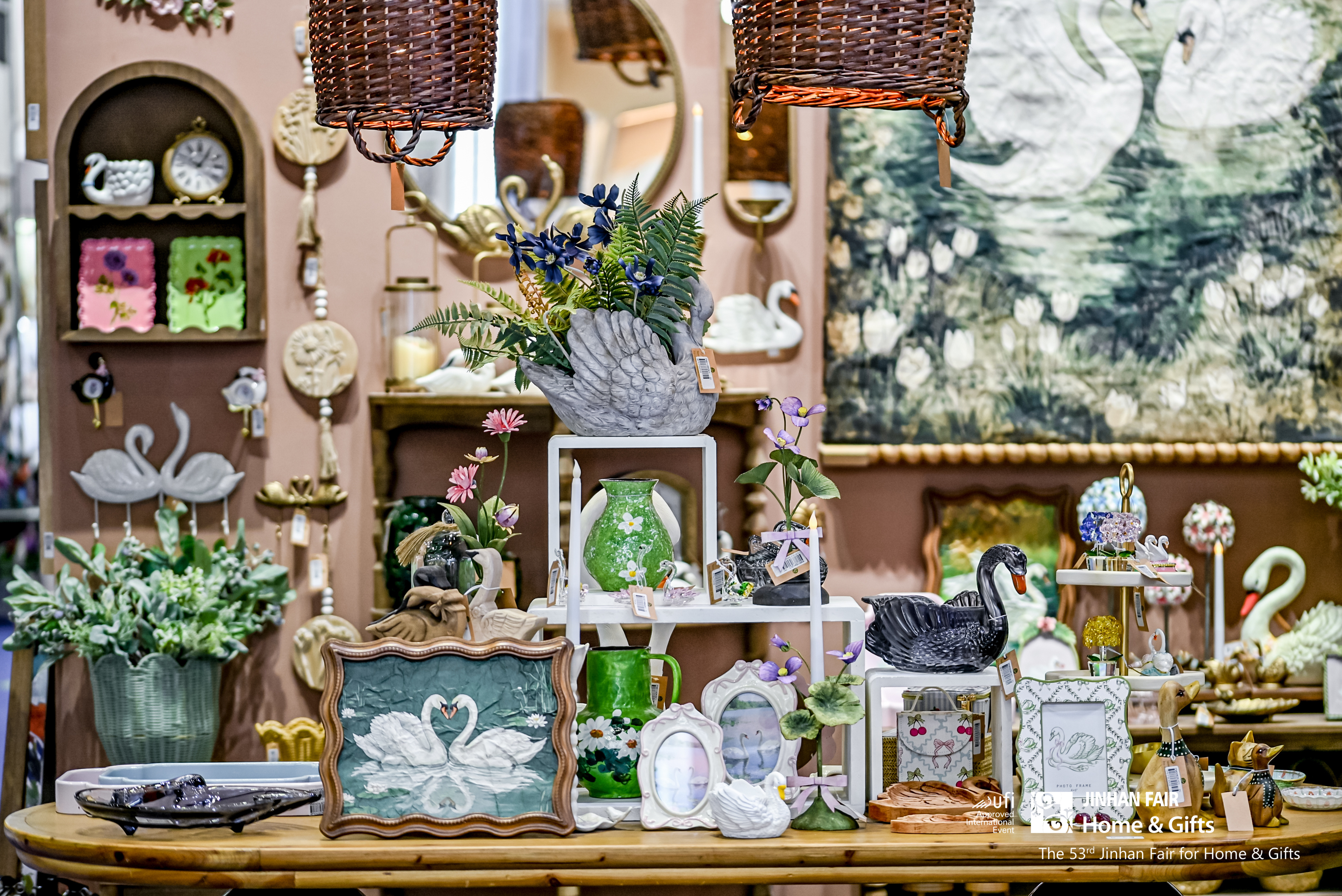 home decor at jinhan fair
